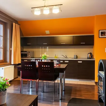 Karkonosz - I Pokoje Linowa 1b 카르파츠